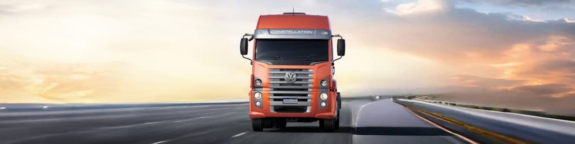 Pantalla del tablero que muestra bajo nivel de combustible