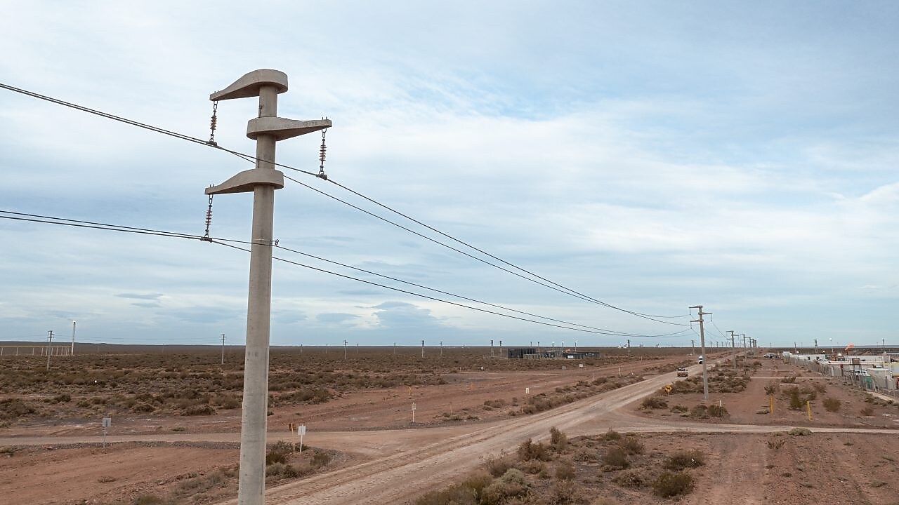 Shell Argentina electrification, Sierras Blancas, Neuquen